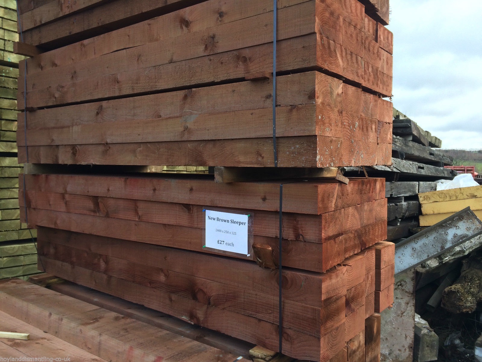 Image for New BROWN Garden Sleeper (Large brown sleeper)